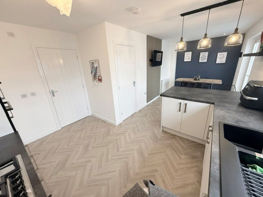 Images for Laid Crescent, Glenrothes, KY7