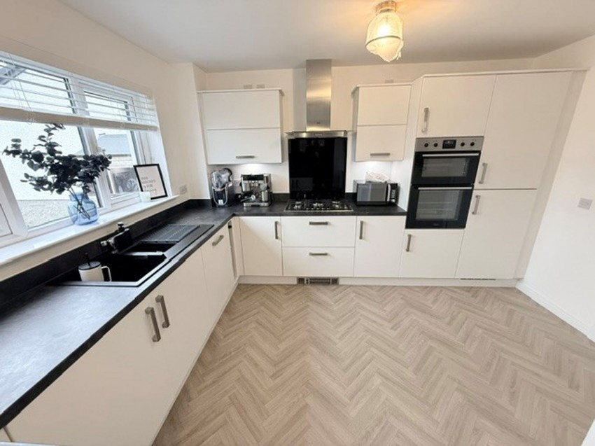 Images for Laid Crescent, Glenrothes, KY7