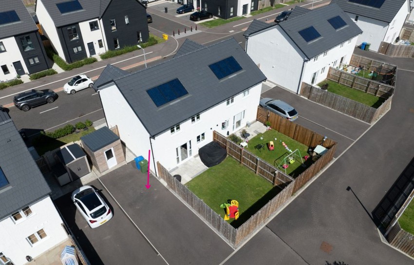 Images for Sullivan Street, Stratton, IV2