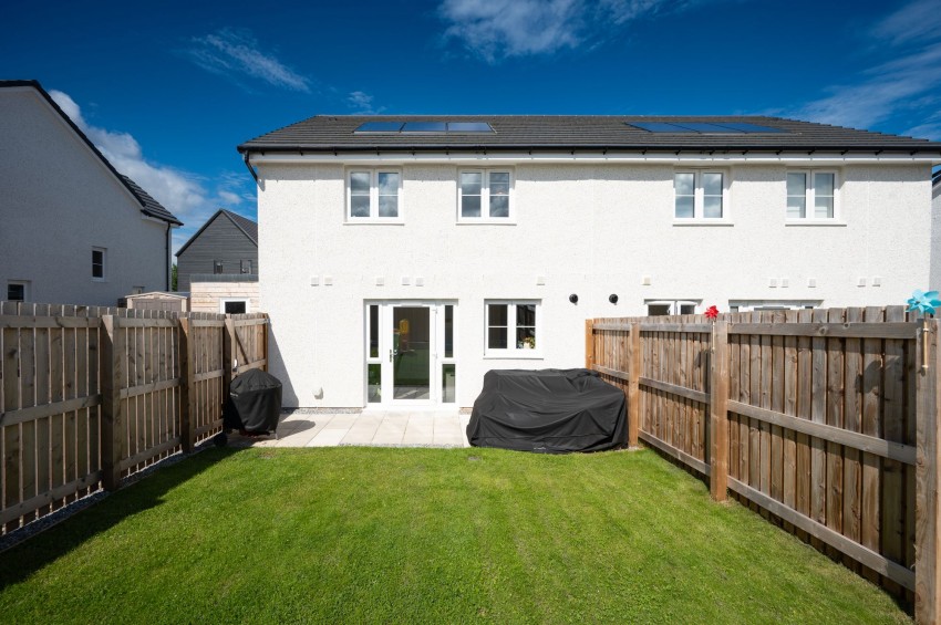 Images for Sullivan Street, Stratton, IV2
