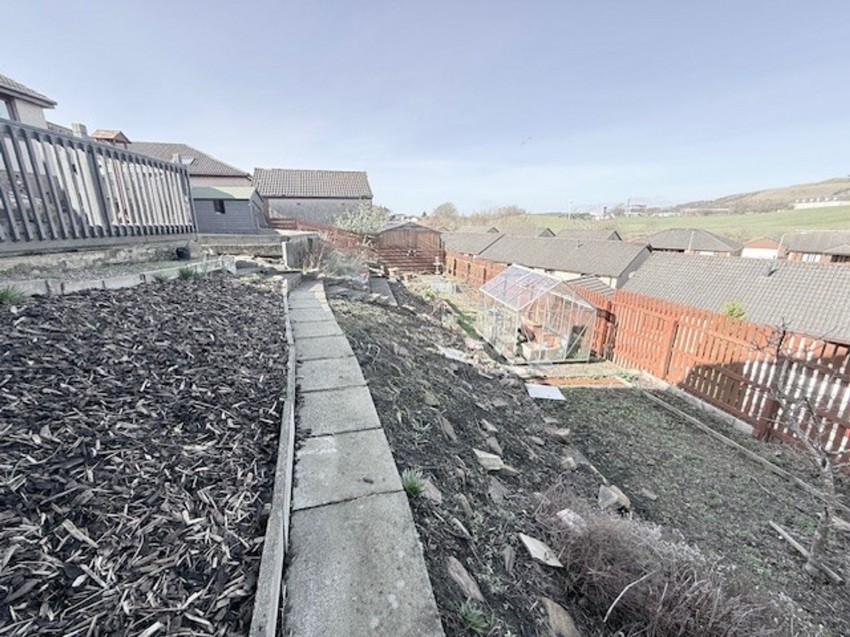 Images for Curling Knowe, Crossgates, KY4