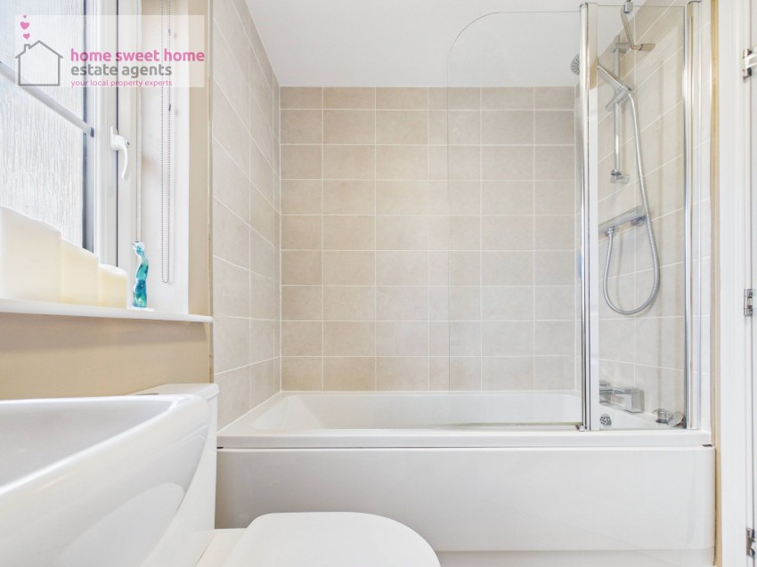 Images for Stuart Grove, Stratton, IV2