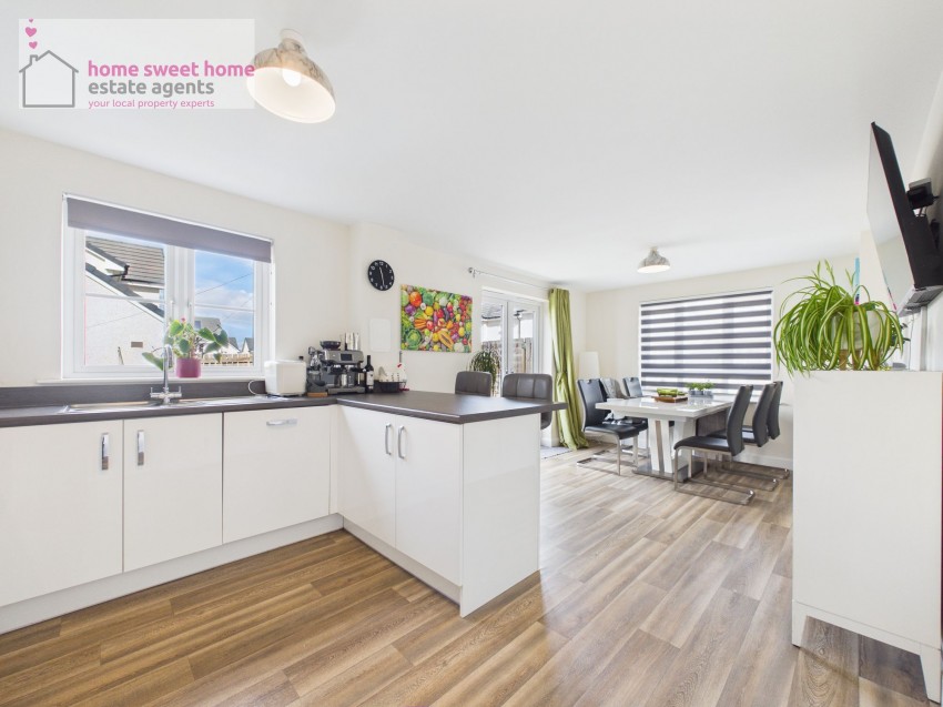 Images for Stuart Grove, Stratton, IV2