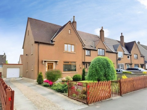 View Full Details for Sythrum Crescent, Glenrothes, KY7