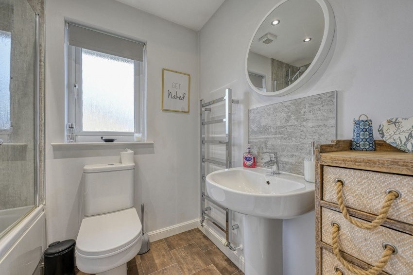 Images for Resaurie Gardens, Smithton, IV2