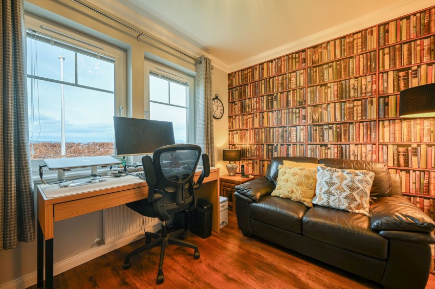 Images for Earls Gate, Slackbuie, IV2