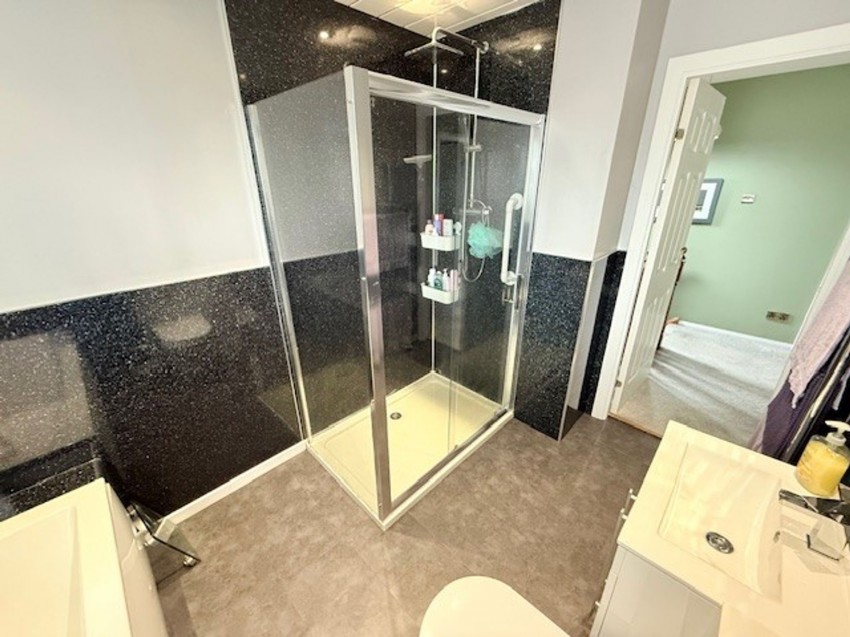 Images for Auchavan Gardens, Glenrothes, KY7