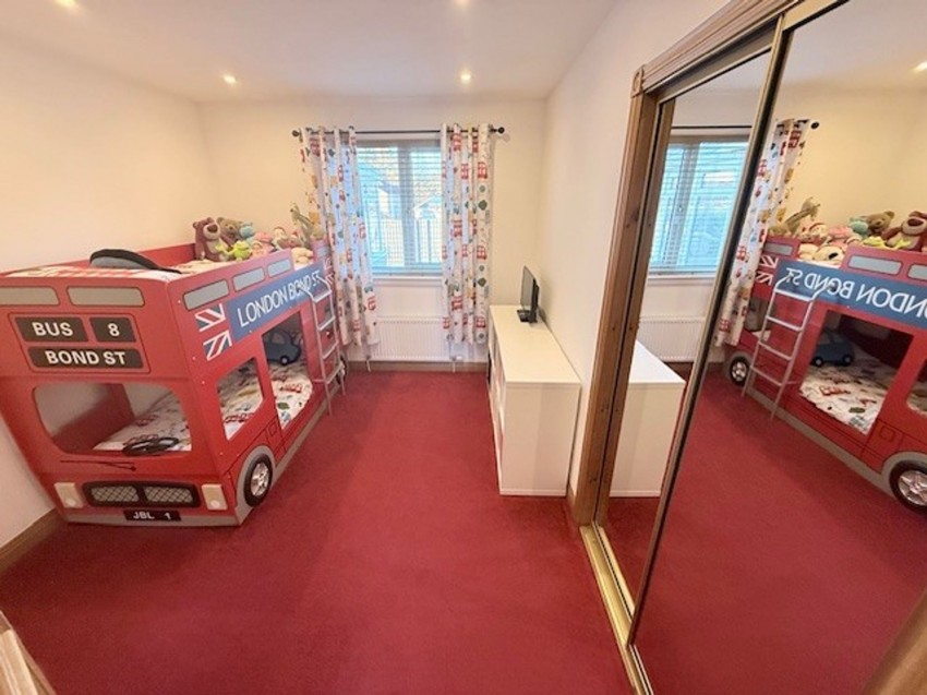 Images for Braemar Gardens, Glenrothes, KY6