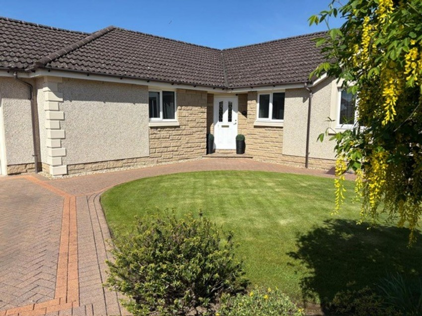 Images for Braemar Gardens, Glenrothes, KY6