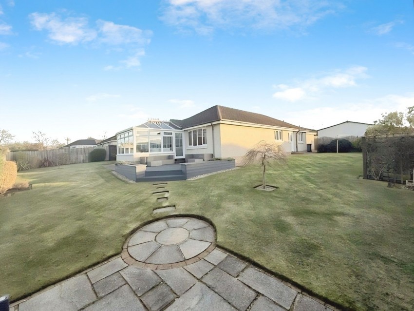 Images for Braemar Gardens, Glenrothes, KY6