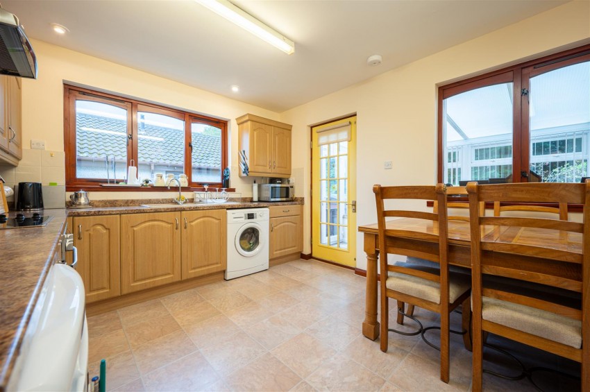 Images for Newton Park, Kirkhill, Inverness
