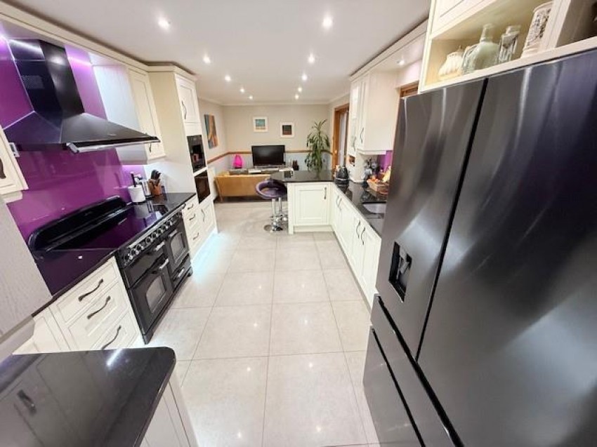 Images for Jennie Lee Lane, Forresters Grove, Glenrothes