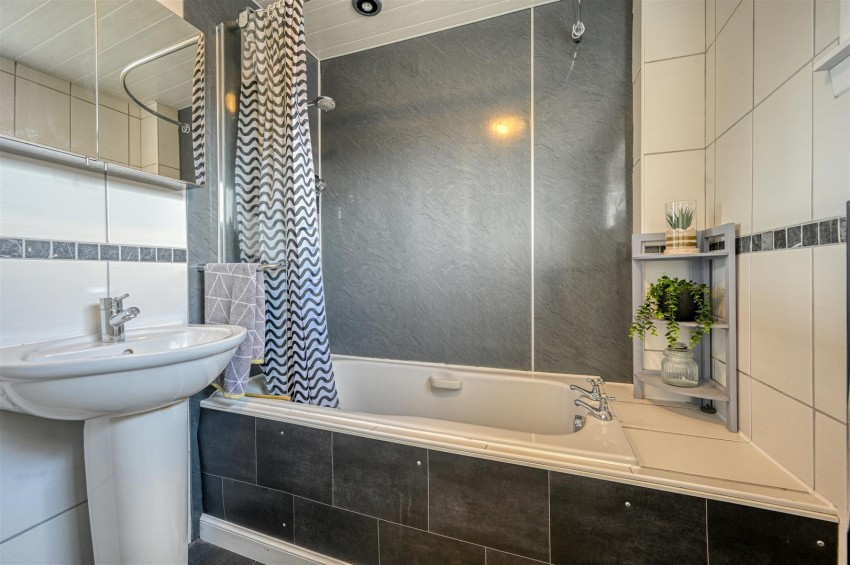 Images for Balloan Road, Inverness