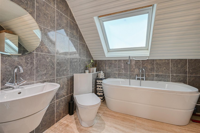 Images for Overton Avenue, Inverness