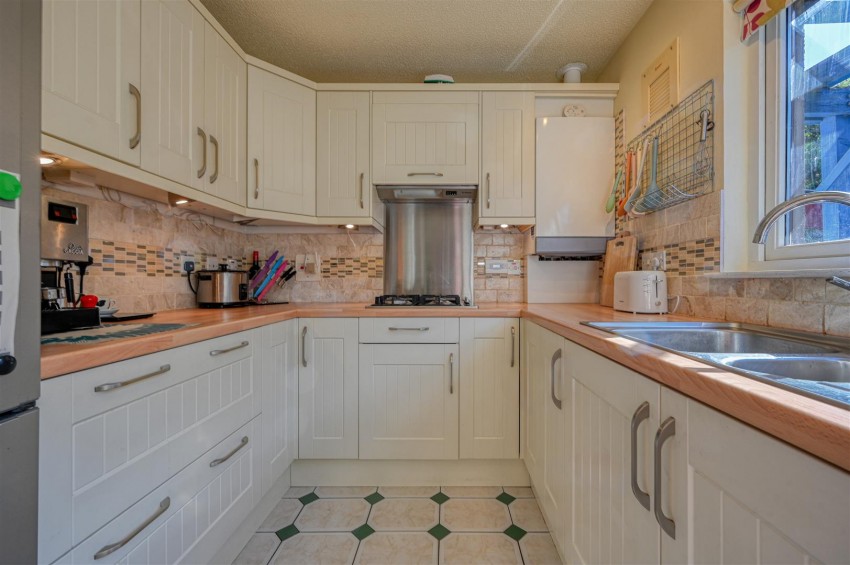 Images for Overton Avenue, Inverness