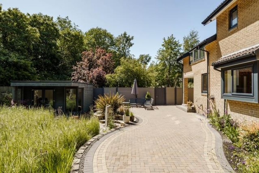 Images for Drumlie Gardens, Glenrothes