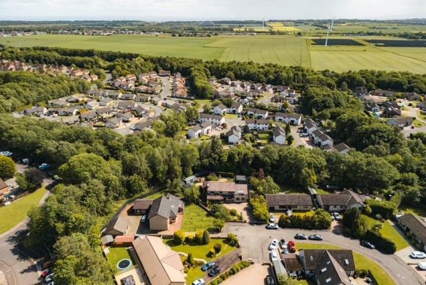 Images for Drumlie Gardens, Glenrothes