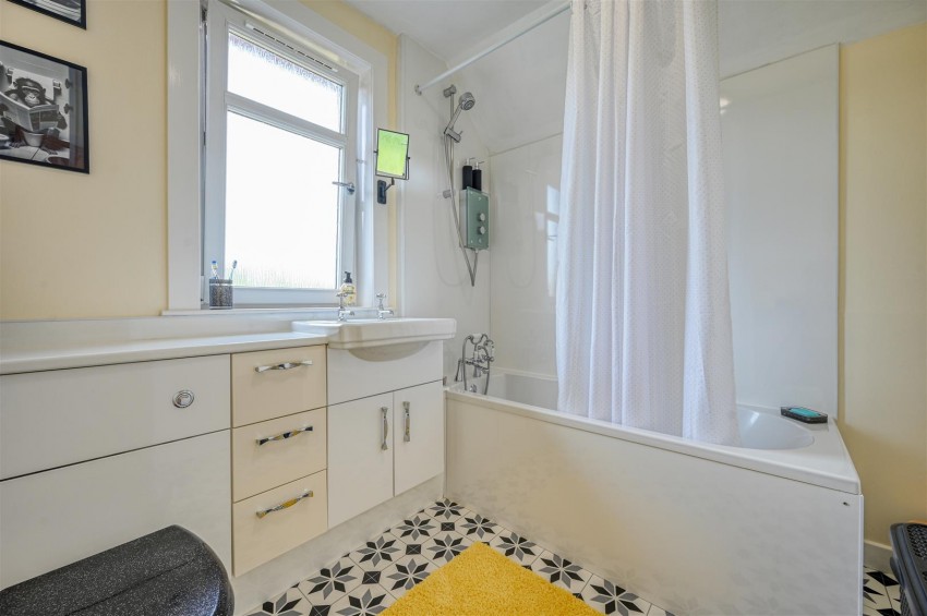 Images for Carnarc Crescent, Inverness