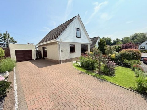 View Full Details for Glenfield, Carnock, Dunfermline