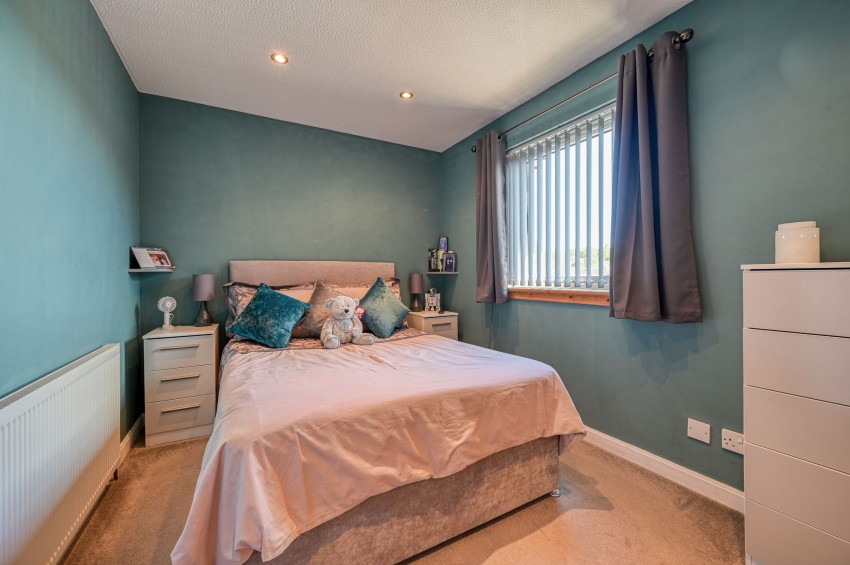Images for Lochlann Terrace, Culloden, IV2