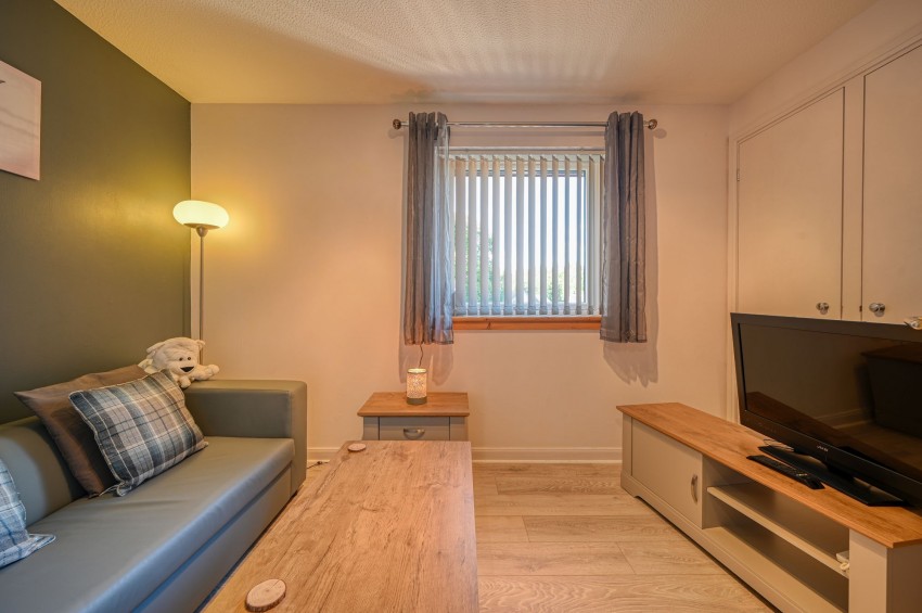 Images for Lochlann Terrace, Culloden, IV2
