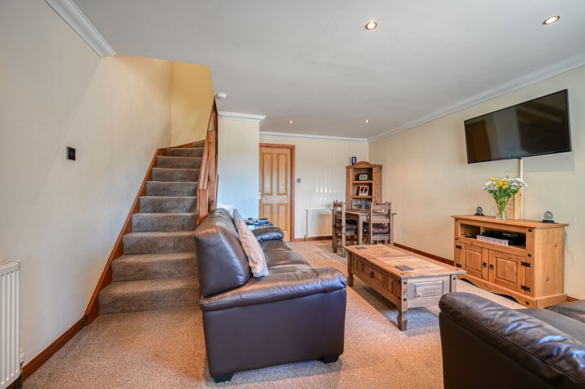 Images for Lochlann Terrace, Culloden, IV2