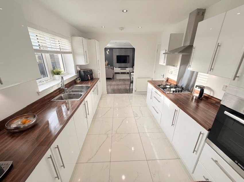 Images for Rosemount Grove, Leven, KY8