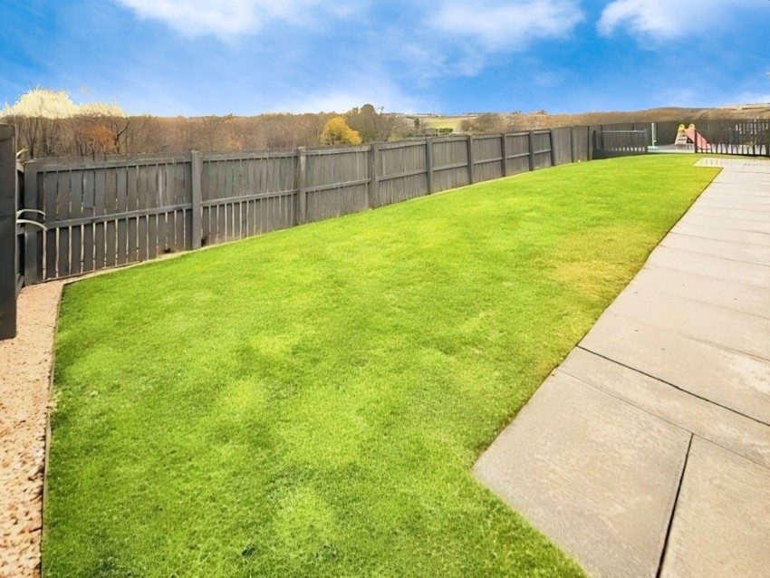 Images for Rosemount Grove, Leven, KY8