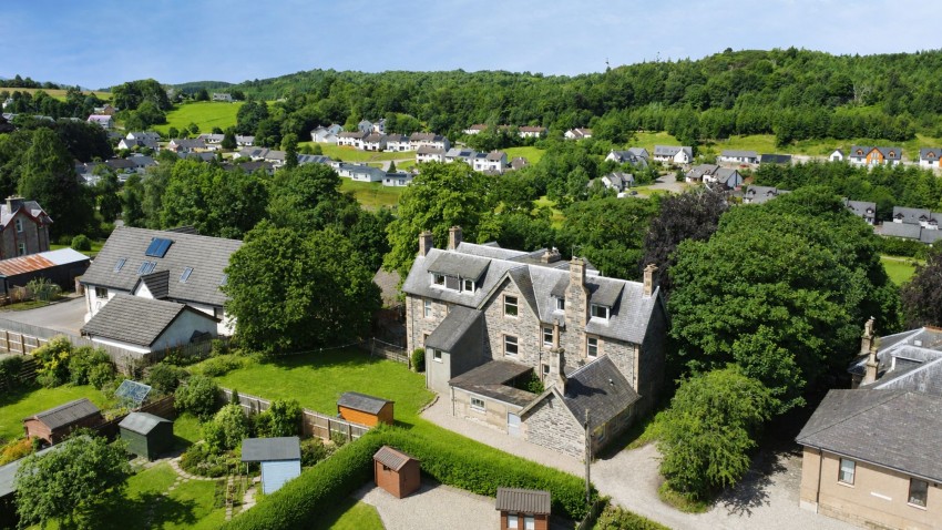 Images for Strathpeffer, IV14