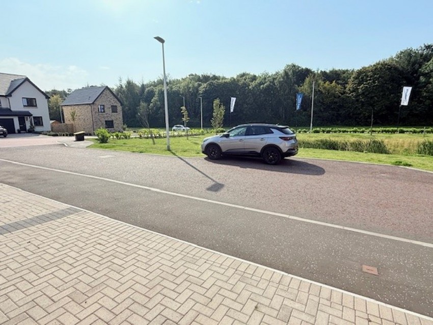 Images for Maguire Green, Glenrothes, KY7