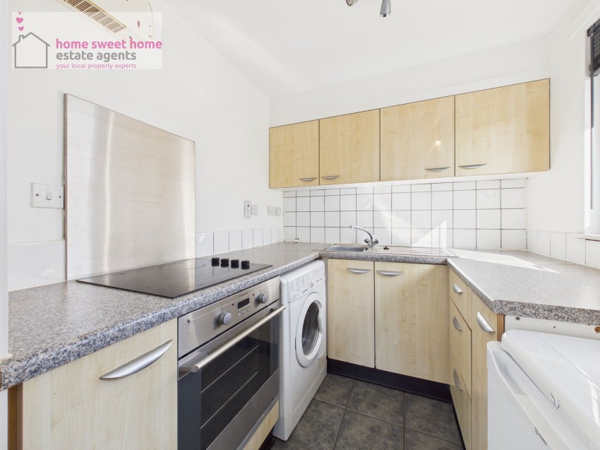 Images for Hazel Avenue, Culloden, IV2