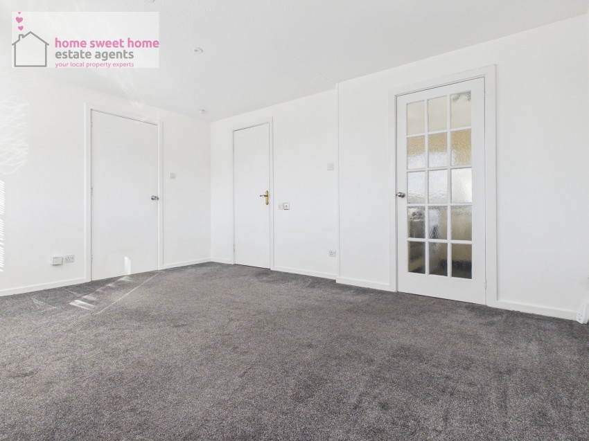 Images for Hazel Avenue, Culloden, IV2