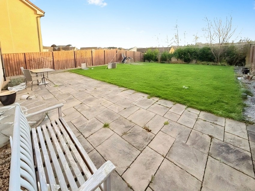 Images for Hilton Road, Cowdenbeath, KY4