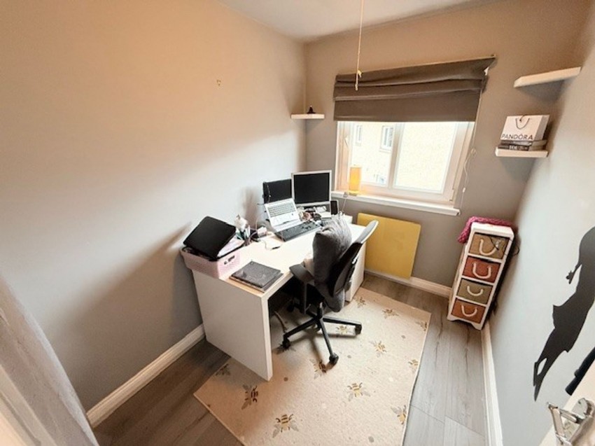 Images for Loch Venachar Gardens, Glenrothes, KY6