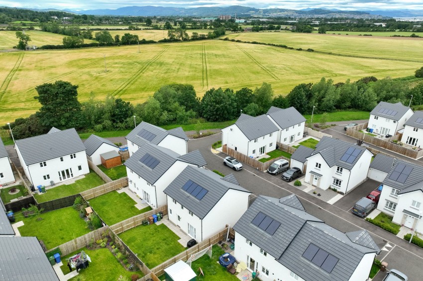 Images for Skye Court, Stratton, IV2