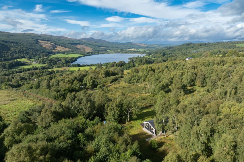 Images for The Green Man Cabin, Balnain, IV63