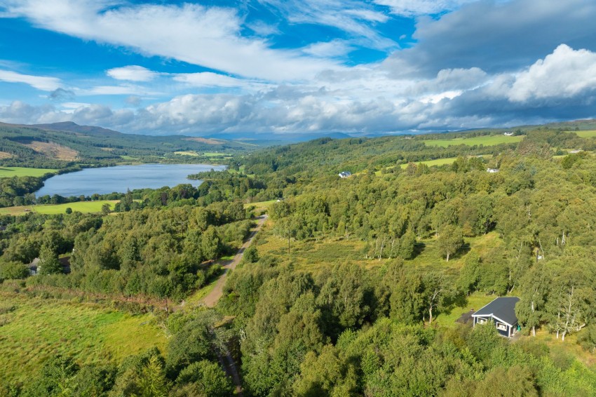 Images for The Green Man Cabin, Balnain, IV63