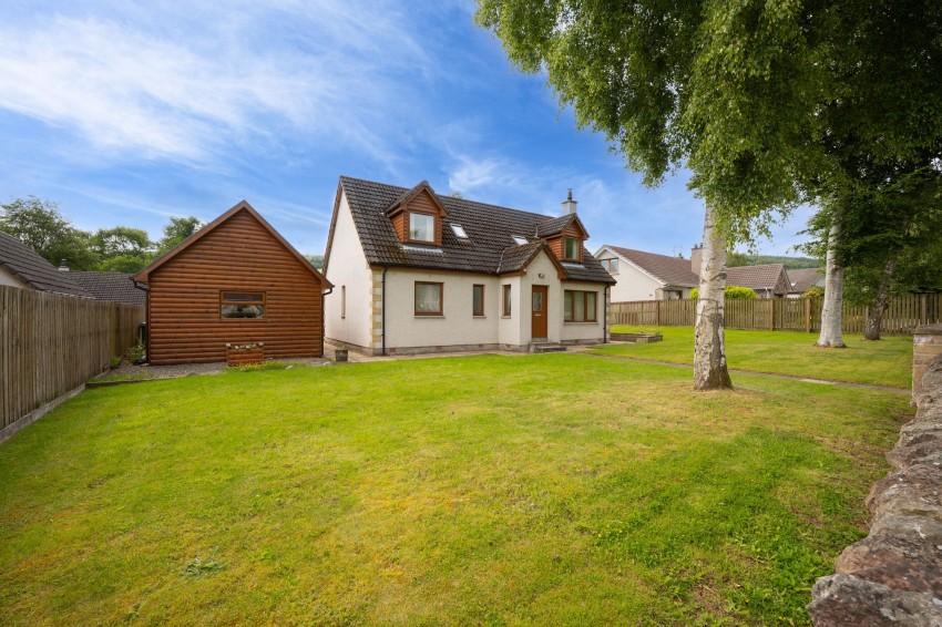 Images for Wood-Side, Drumnadrochit, IV63