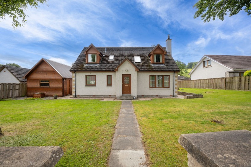 Images for Wood-Side, Drumnadrochit, IV63
