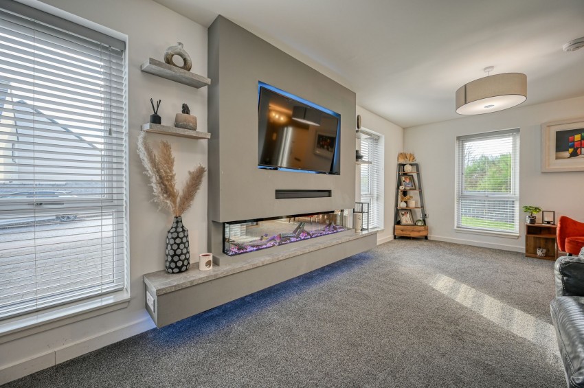 Images for Appin Drive, Stratton, IV2