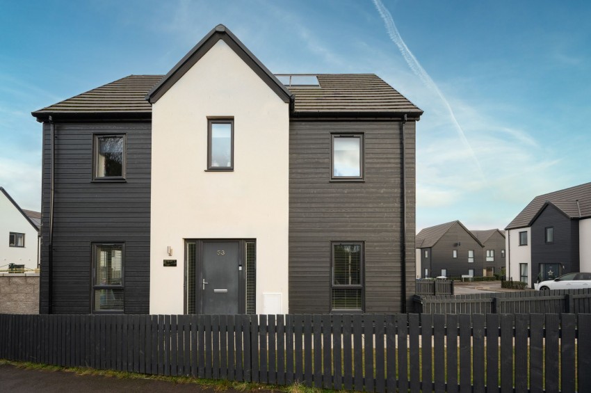 Images for Appin Drive, Stratton, IV2