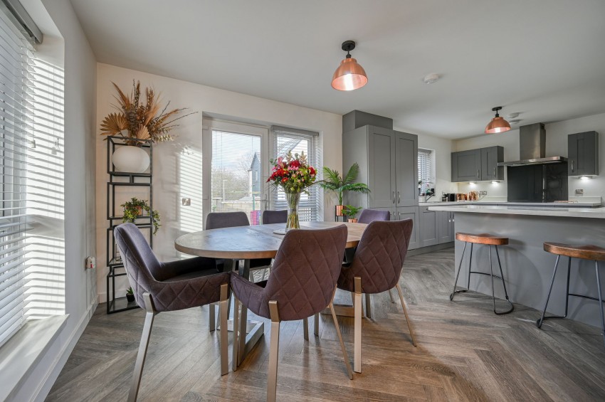 Images for Appin Drive, Stratton, IV2