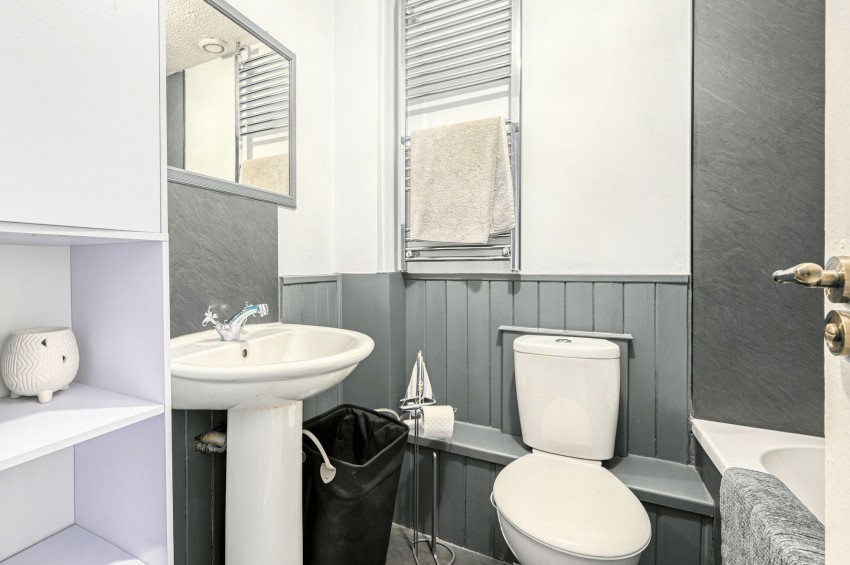 Images for Blackwell Avenue, Culloden, IV2