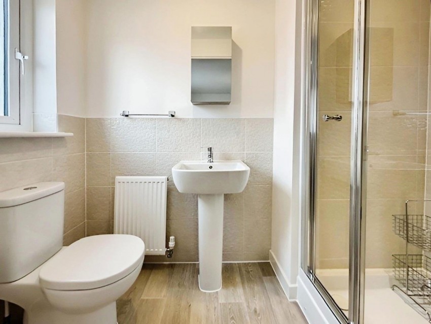 Images for Macknight Crescent, Glenrothes, KY7