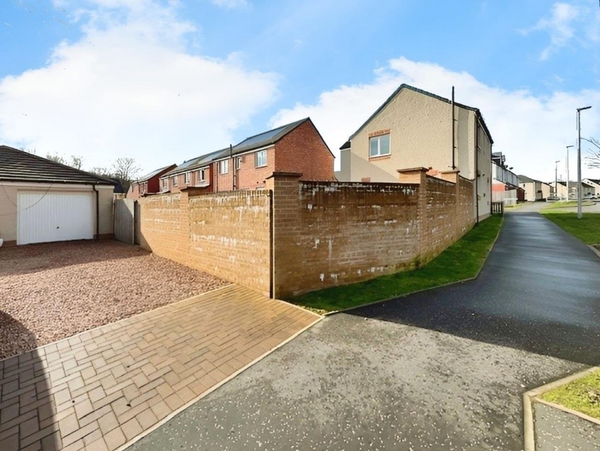 Images for Macknight Crescent, Glenrothes, KY7