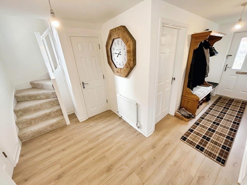 Images for Macknight Crescent, Glenrothes, KY7