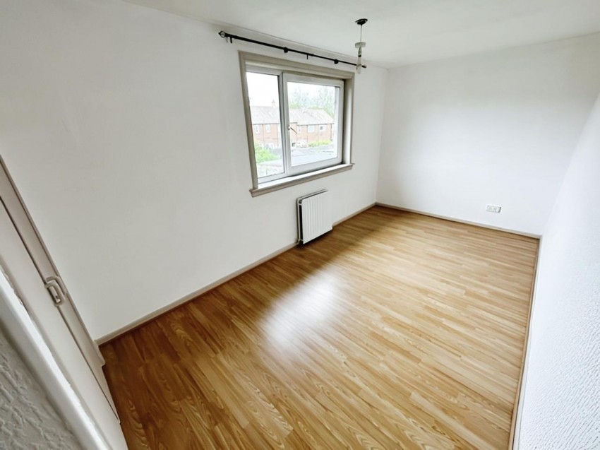 Images for Warout Road, Glenrothes, KY7