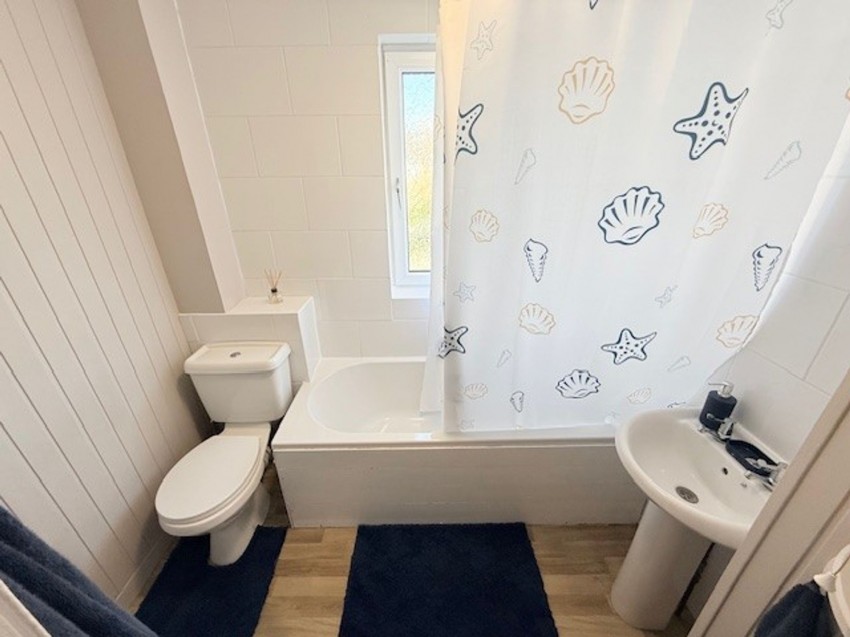 Images for Warout Road, Glenrothes, KY7