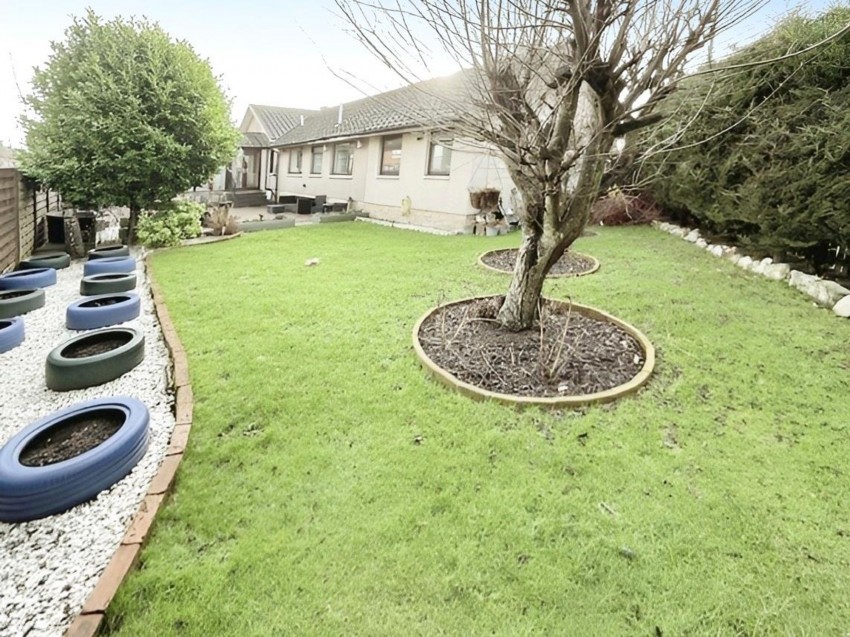 Images for Hallfields Place, Kennoway, KY8