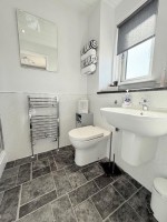 Images for North Larches, Dunfermline, KY11